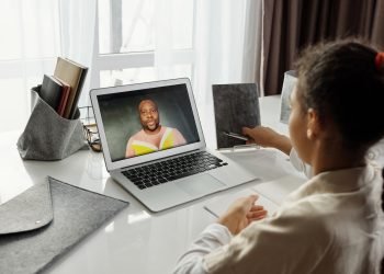 TOTAL QUALITY EDUCATION: Need For Self-tutorship