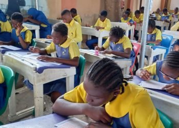 The KNOSK N100-a-day Charity Secondary School