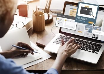 How to use Social media for job seeking