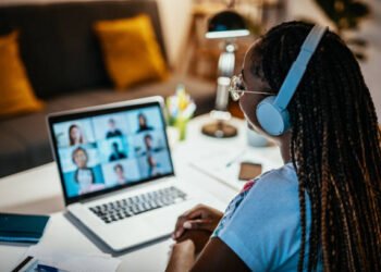 Can Teachers Earn More Online?