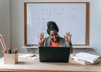 5 Online Teaching Tools You Should Start Using Today