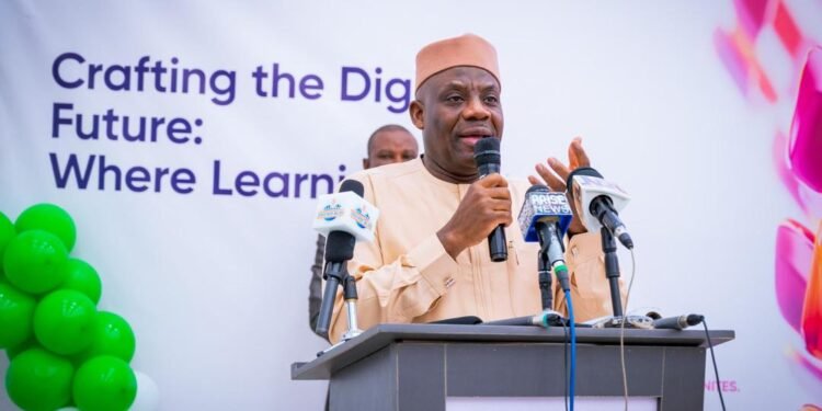 Honourable Minister of Education Launches Two Basic Education School-based Management Initiatives to Improve Student Education and Teacher Training