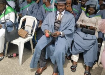 Calvary Pentecostal Church Pastor, Yomi Olajide, Graduates from NOUN with Degree in Entrepreneurship