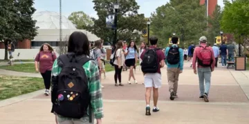 US Orders Nigerian, Other Foreign Students with Revoked Visas to Leave Immediately